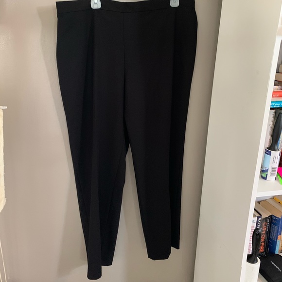 Calvin Klein Pants - Calvin Klein black pull on elastic waist pants!